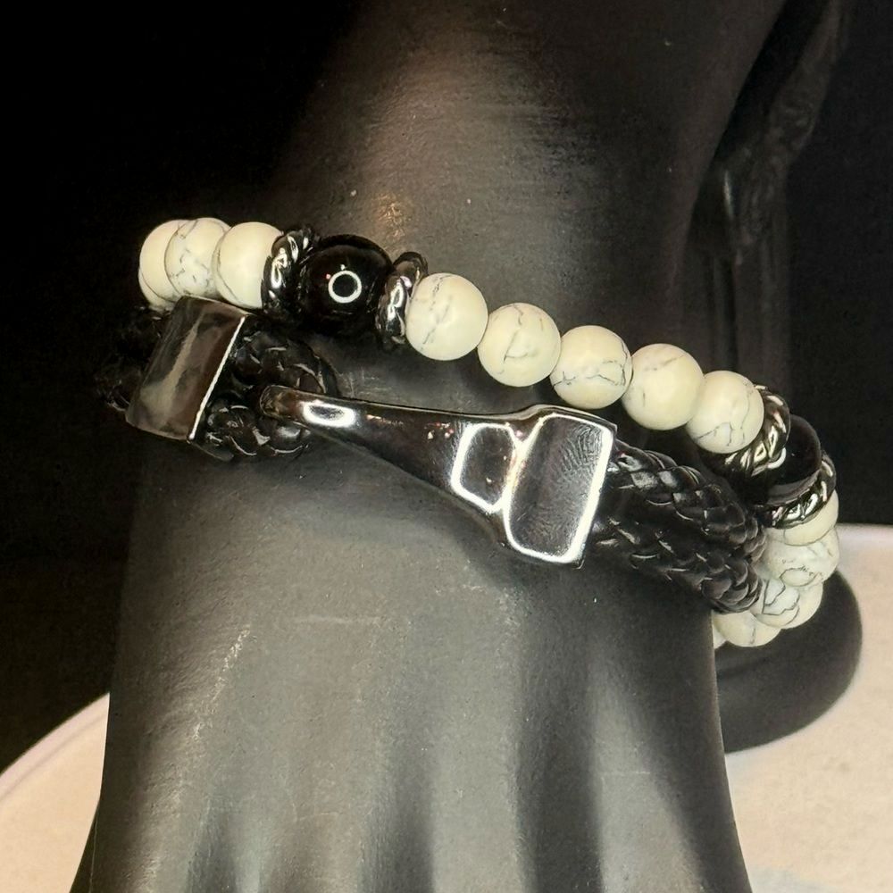 Guess 2 Piece Black Leather & White Marble Stretch Bracelet Unisex